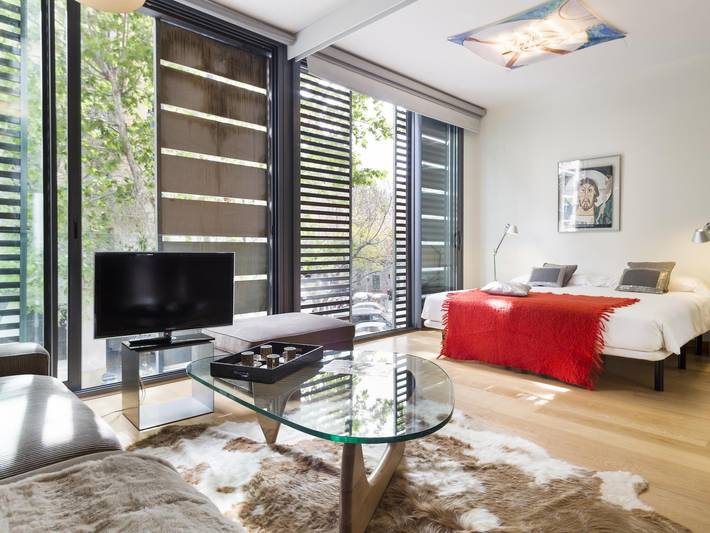 Ganze Ferienwohnung, Wohnung mit Schwimmbad für Großen Gruppen in Barcelona in Barcelona Zentrum, Barcelona