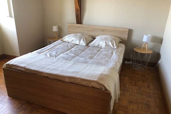 Location de vacances pour 6 personnes, avec terrasse et jardin à BIO - 2