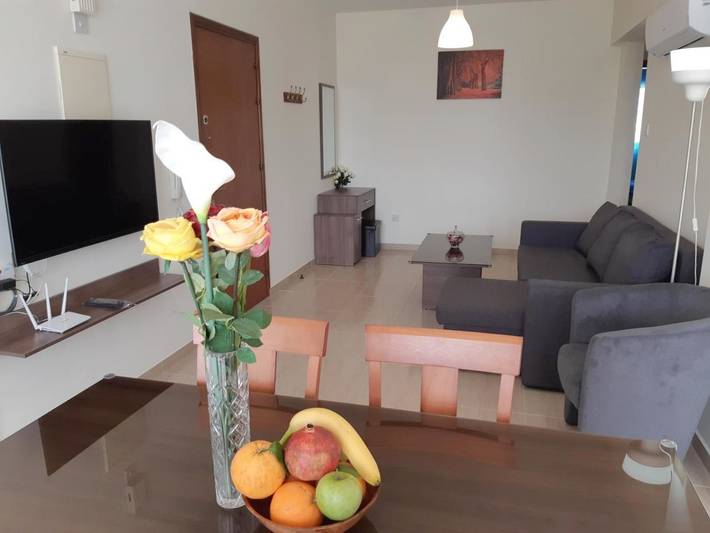 Apartament wakacyjny dla 6 osób, z taras i basen oraz jacuzzi w Larnaka