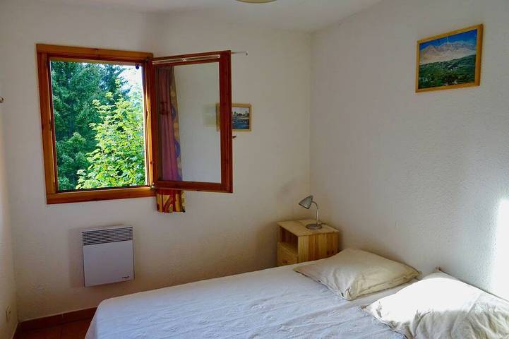 Gîte pour 8 personnes, avec jardin et balcon à Oz - 4
