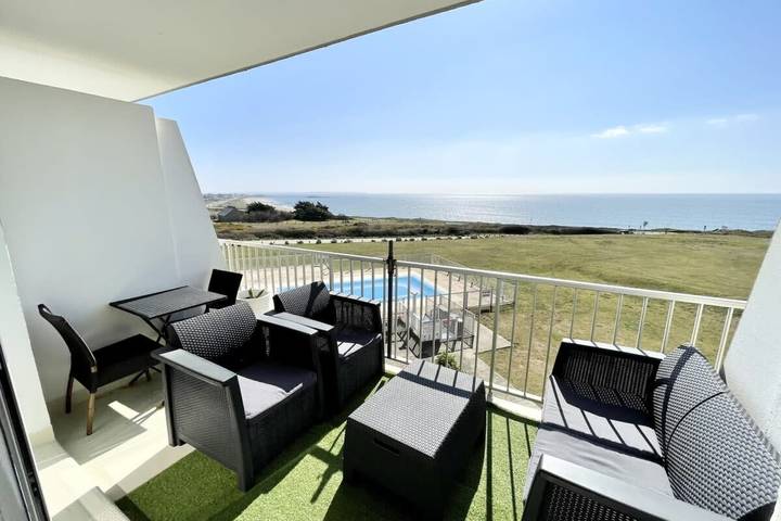Entire apartment, Magnifique T2 archi cosy Vue mer 180 Piscine in Guidel, Côte des Mégalithes