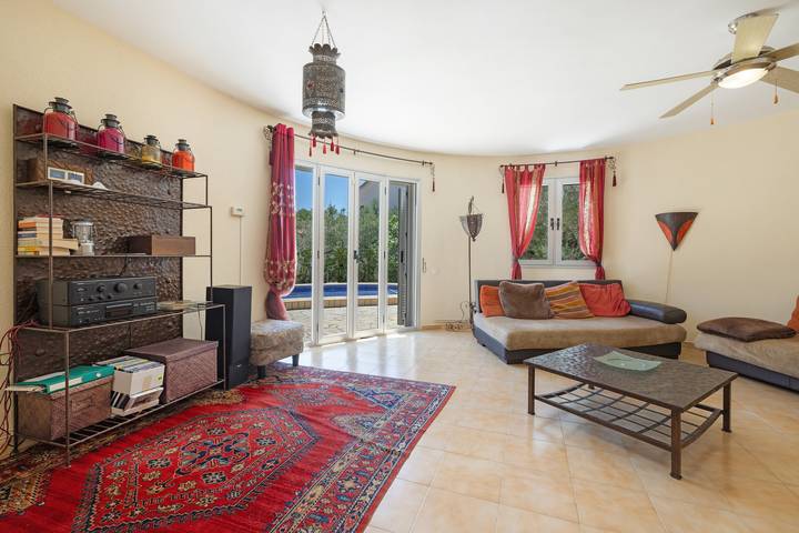Casa de vacaciones 'Casa Viviana' con piscina privada, terraza privada y aire acondicionado in La Ampolla, Costa Dorada