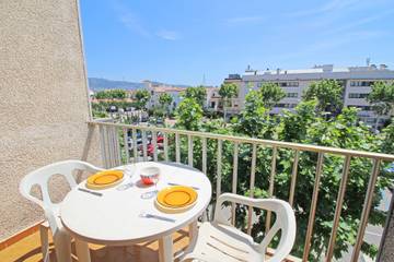 Gîte pour 2 personnes, avec terrasse à Castelló d'Empúries