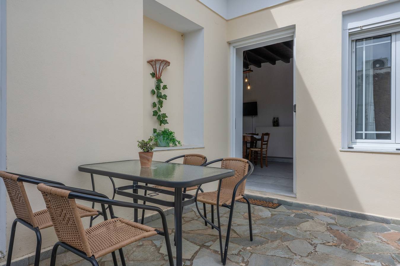 Ganze Wohnung, Ferienwohnung 'Casa Mouliana' mit Bergblick, Wi-Fi und Klimaanlage in Lasithi