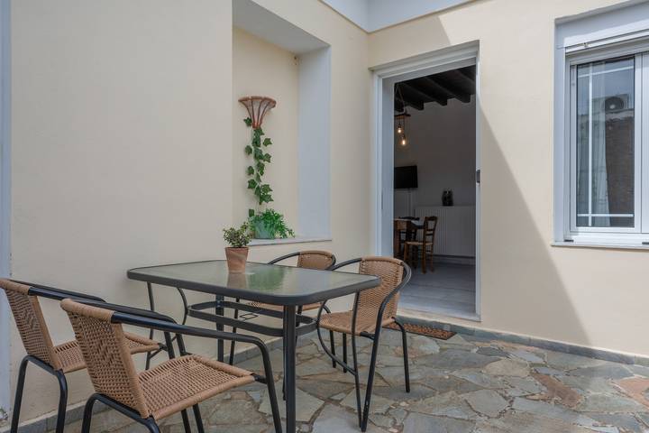 Entire apartment, Casa Mouliana Apartment with Mountain View, Wi-Fi and Air Conditioning in Lasithi