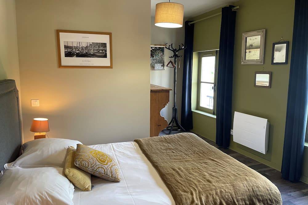 Ganze Wohnung, Honfleur. 4 Menschen. Bright. Perfekte Lage. Privater Parkplatz. Kostenloses Wifi in Honfleur, Lisieux und Umgebung