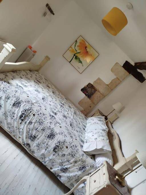 Gîte pour 2 personnes, avec jardin et terrasse à Corgnac-sur-l'Isle - 3