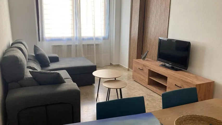 Apartamento de vacaciones para 5 personas, con vistas y terraza - 1