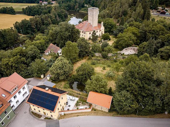 Ferienhaus für 8 Personen, mit Ausblick und Garten sowie Sauna in Roding