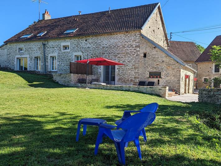 Gîte rustique à la ferme avec jardin et parking privé in Bellenot-sous-Pouilly, Région de Beaune