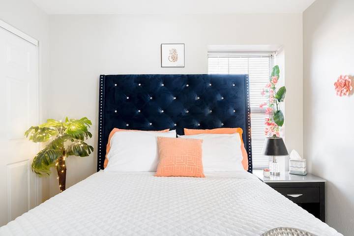 Ferienhaus für 8 Personen, mit Garten und Whirlpool - 1