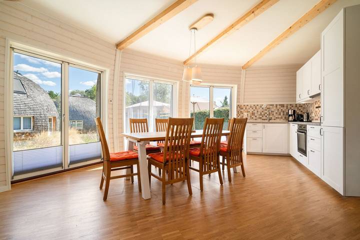 Ferienhaus für 8 Personen, mit Terrasse und Garten sowie Sauna in Penzlin - 2