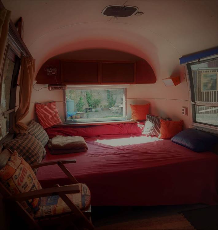 Ganze Ferienwohnung, Airstream Wohnwagen - Wohnwagen Airstream Landyacht in Kahla, Saaleland