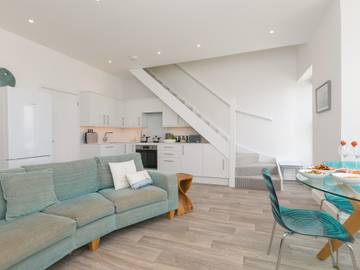 Vacation Rental for 4 Guests in St. Ives, Cornwall, Picture 3