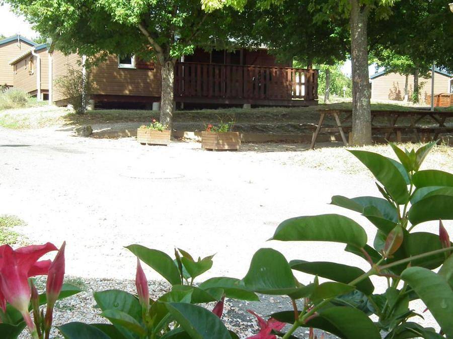 Camping Domaine Vallée Du Tarn - Chalet 6 persons - Les Erables in Saint-Cirgue, Albi region
