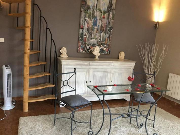 Chambre d’hôte pour 6 personnes, avec terrasse, animaux acceptés à La Seyne-sur-Mer - 2