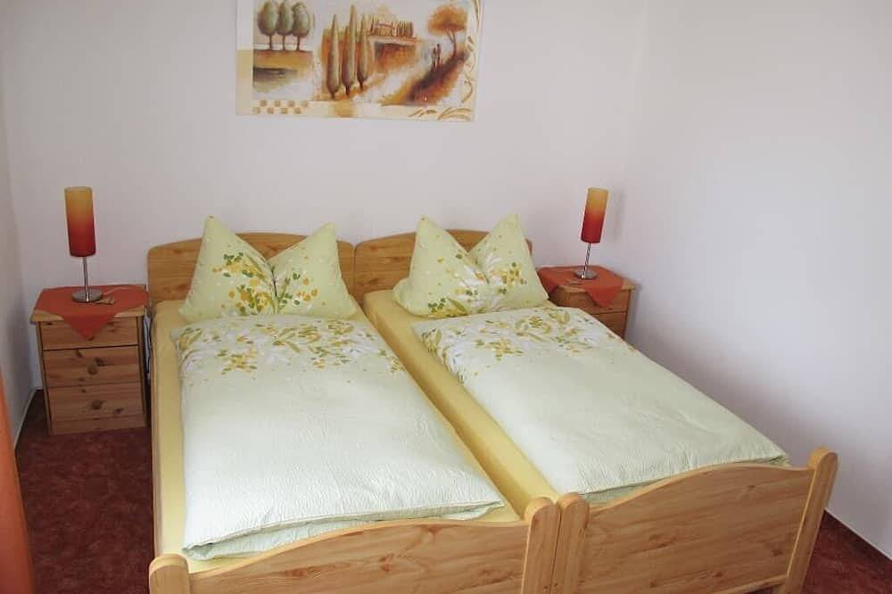 Ganze Wohnung, 50qm große 2-Zimmer Ferienwohnung für bis zu 4 Personen in Haidmühle, Ostbayern