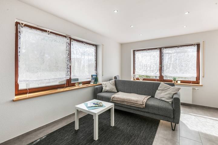 Ganze Wohnung, Ferienwohnung An der Kapelle - Bergblick / Massage / Rheinblick / Garten / Terrasse / Wlan / Modern in Rickenbach, Südschwarzwald