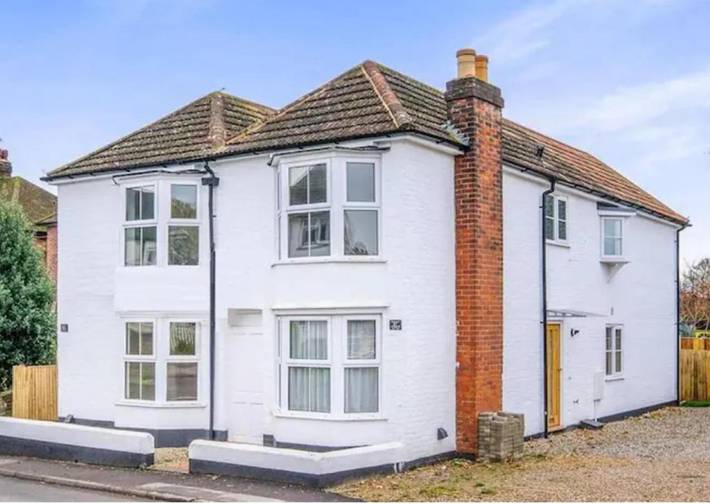 Holiday home for 14 people, with garden and hot tub as well as pool - 1
