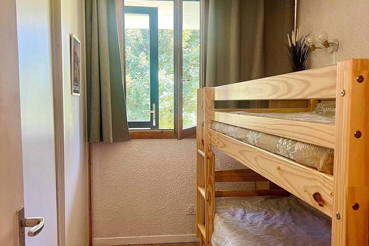 Gîte pour 5 personnes, avec terrasse dans Station De Montalbert - 2