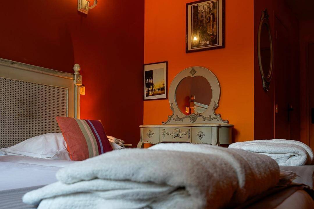 Auberge du Manet in Montigny-le-Bretonneux, Yvelines