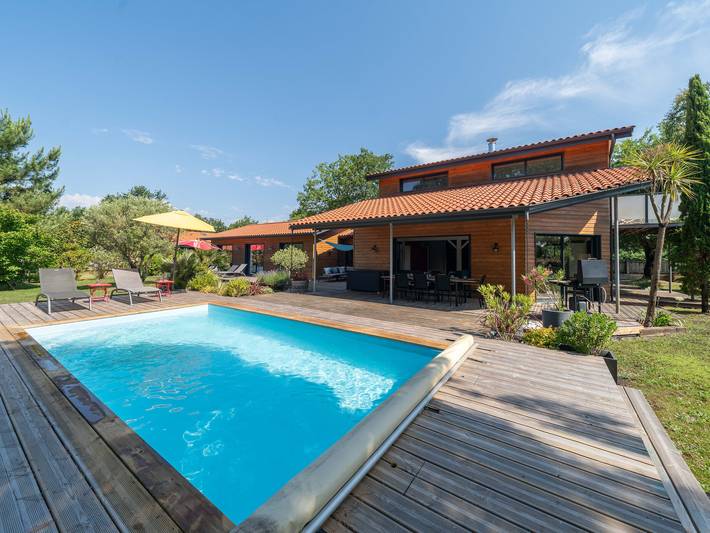 Villa für 10 Personen, mit Garten und Terrasse - 1