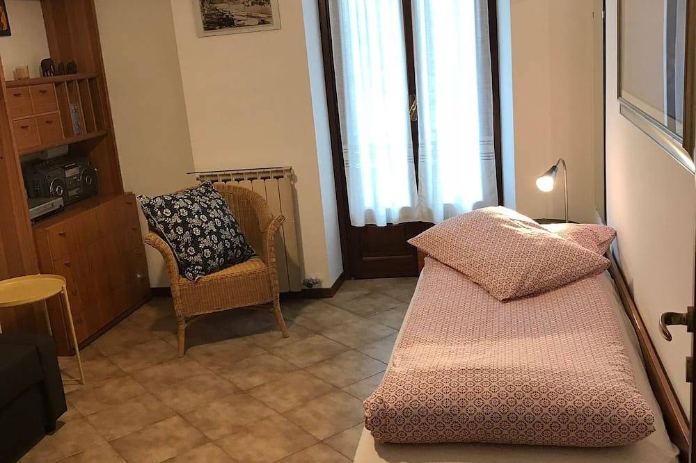 90 m² Komfort, nur wenige Schritte vom See entfernt, im historischen Zentrum von Suna in Verbania, Comune di Verbania