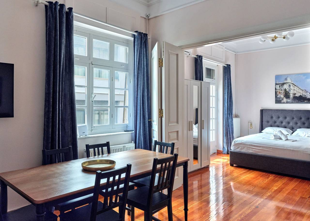 Entire apartment, Elegant apartment in Syntagma square in Central Section of Athens, Athens