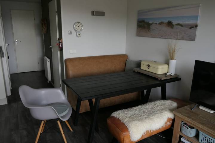 Chalet für 4 Personen, mit Garten und Terrasse in Oostkapelle - 2