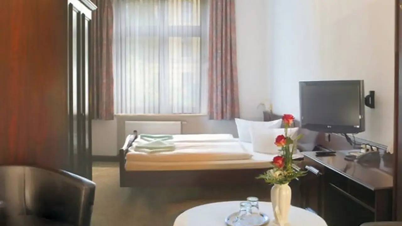 Doppelzimmer für 3 Personen in Stadt Halle (Saale), foto 11