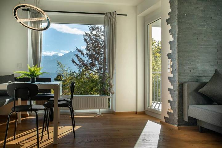 Vakantieappartement voor 6 personen, with tuin and uitzicht as well as balkon in Innsbruck