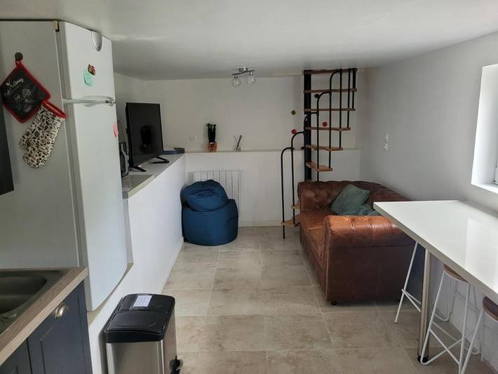 Gîte pour 4 personnes, avec terrasse à Miserey-Salines - 2