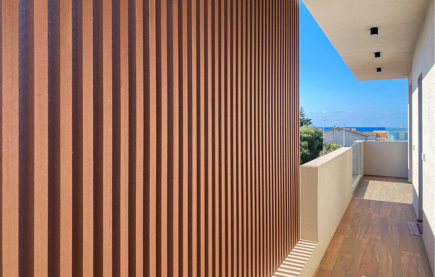 Appartement de vacances entier, Appartement moderne avec terrasse, Wi-Fi, climatisation - à 800 m de la plage de Marina di Ragusa in Marina di Ragusa, Province de Ragusa