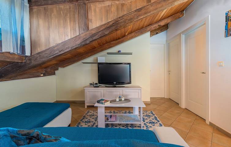 Ferienwohnung für 4 Personen, mit Balkon/Terrasse und Pool in Nova Vas - 4