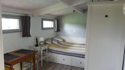 Chambre d’hôte pour 2 personnes, avec vue et jardin, animaux acceptés à Châlus
