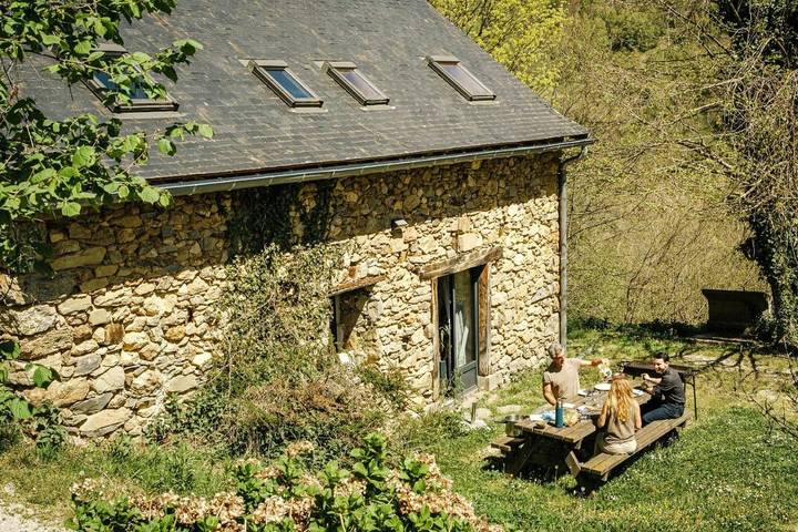 Location de vacances pour 10 personnes, avec jardin et vue, animaux acceptés à Seix - 2