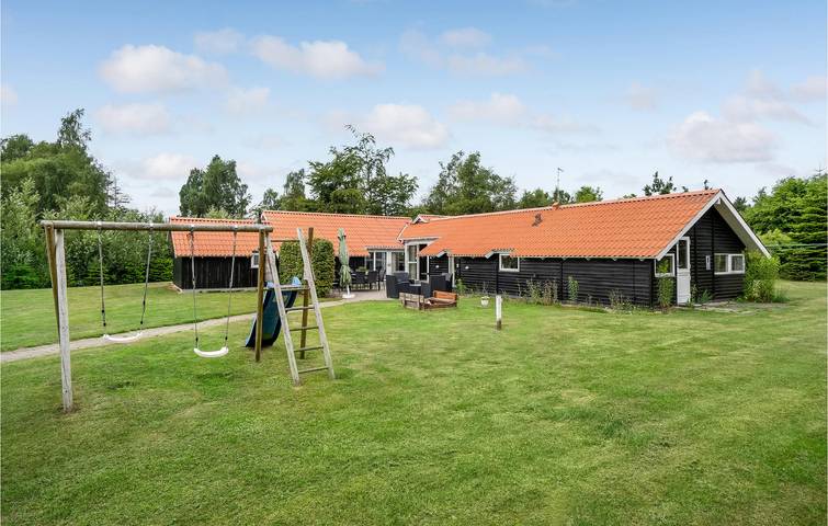 Ferienhaus für 14 Personen, mit Terrasse und Whirlpool sowie Garten und Pool in Marielyst - 2