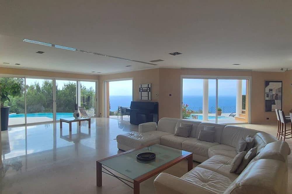 Villa Pausilia Villefranche-Sur-Mer in Villefranche-sur-Mer, Côte méditerranéenne (France)
