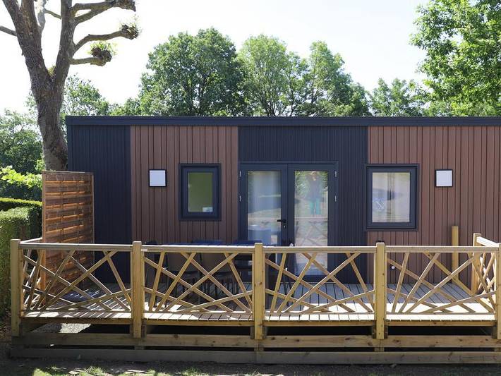 Flower Camping La Hallerais - Mobilheim 4 personen - Mobil Home Premium 32 m² - (2 Schlafräume - 4 Pers.) + Terrasse in Taden, Dinan und Umgebung