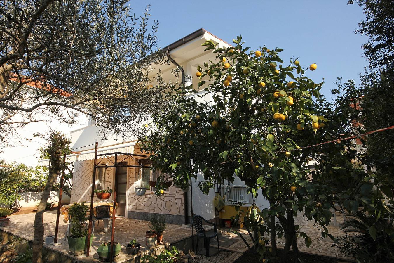 Entire apartment, Two bedroom apartment with terrace Okrug Gornji, Čiovo A-9469-b in Okrug Gornji, Ciovo