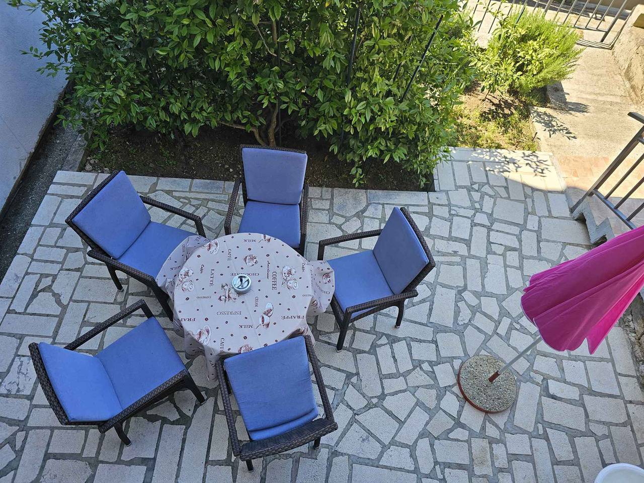 Ganze Ferienwohnung, Ferienwohnung für 4-5 Personen mit Terrasse  in Novi Vinodolski, Primorje-Gorski Kotar