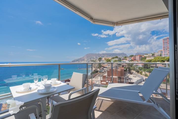 Apartment for 4 people, with ocean view and balcony in Calpe Old Town