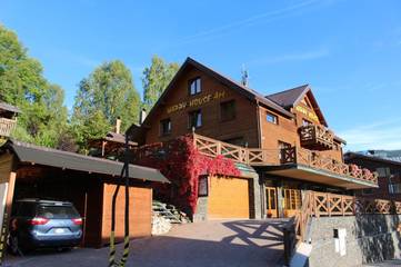 Ferienhaus für 4 Personen, mit Sauna und Garten sowie Ausblick in Spindlermühle