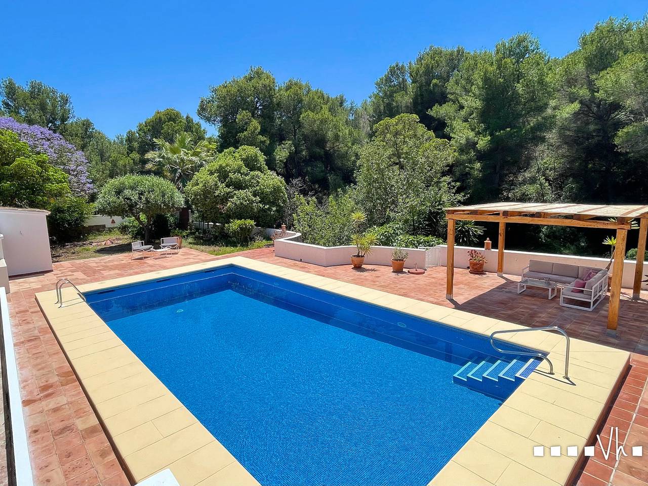 Spacious villa in Benissa with private pool, air conditioning, Wifi and parking in Benissa, Costa Blanca