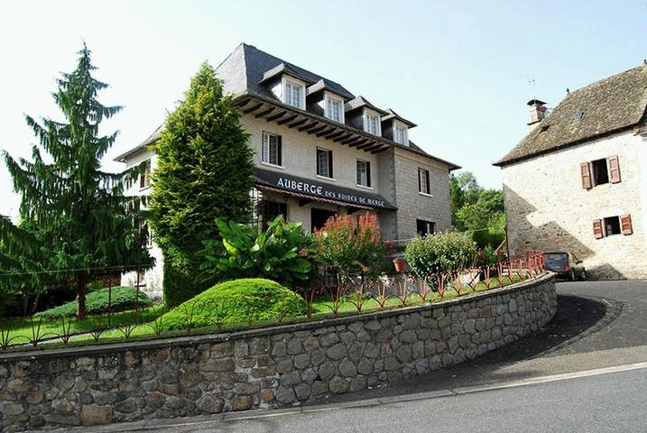 Location de vacances pour 2 personnes, avec jardin et vue à Saint-Cirgues-la-Loutre