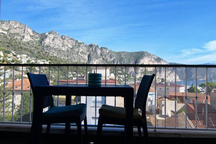 Gîte pour 4 personnes, avec vue et balcon dans Office De Tourisme De Beaulieu Sur Mer