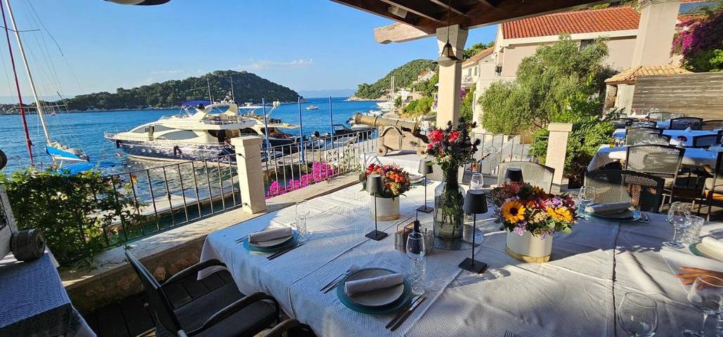 Maison d’hôte pour 3 personnes, avec jardin et vue ainsi que sauna et piscine, animaux acceptés dans Lastovo - 4