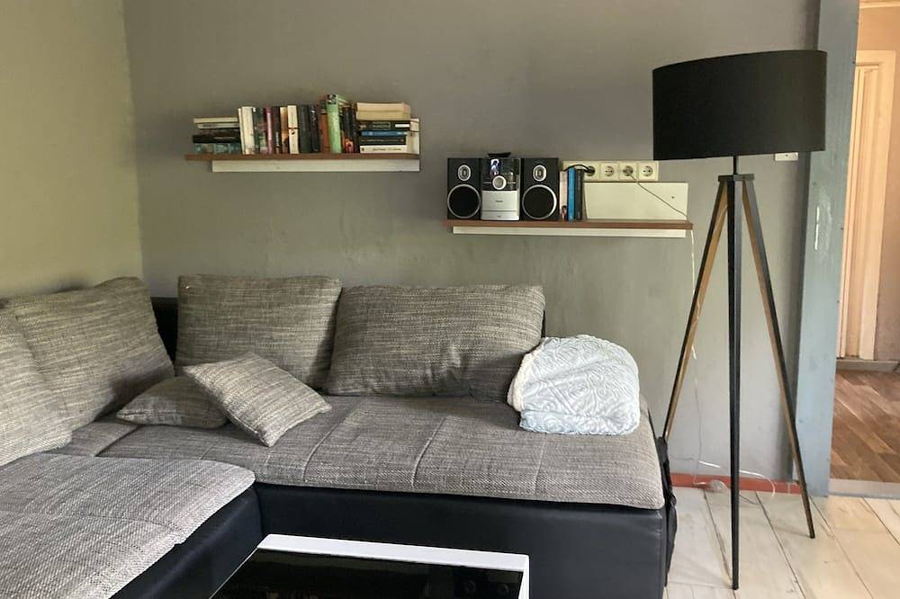 Abgeschlossenes naturbelassenes Waldgrundstück in Seenähe in Kallinchen, Zossen