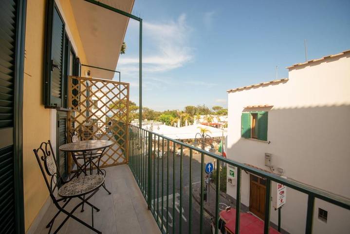 Location de vacances pour 2 personnes, avec vue et balcon dans Ischia - 3
