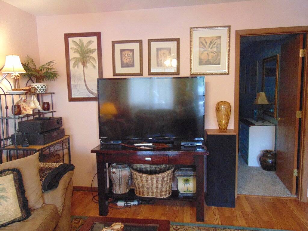 Ganze Wohnung, Neu aktualisierte Lakefront Condo! Schlaf 8 in Lake Ozark, Lake of the Ozarks